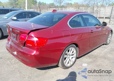 2011 BMW 328I xDrive z USA, uszkodzony, nr VIN WBAKF3C57BE445659